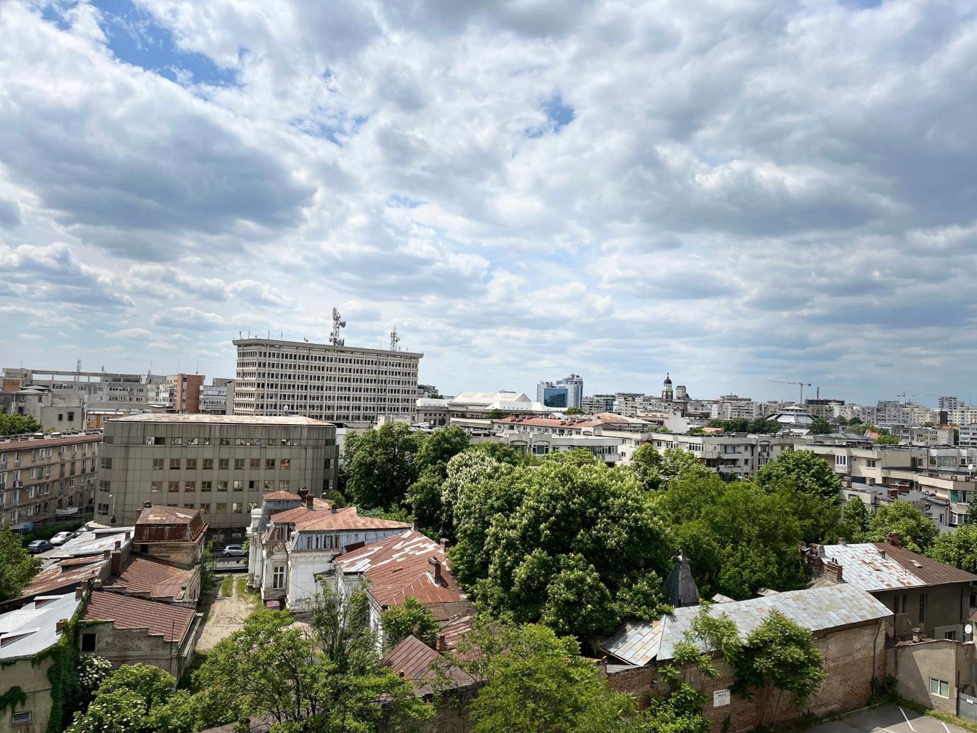 City Central Studio , Плоєшті Екстер'єр фото